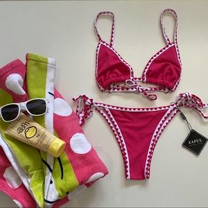 Raspberry pink bikini size US Women’s L / 8-10